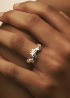 Aurea ring