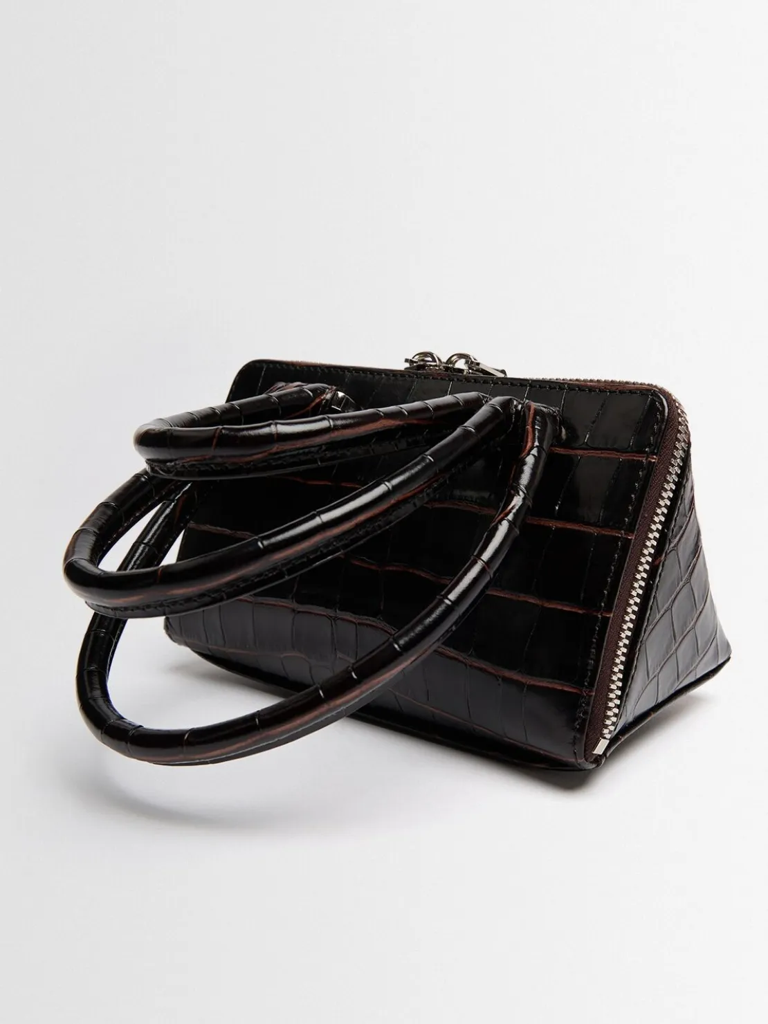 Borsa mini Friday in pelle goffrata