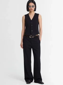 Buttoned cotton vest
