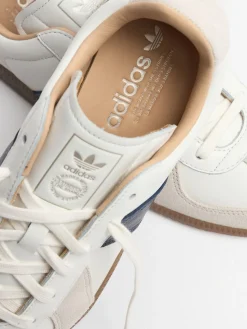 BW Army sneakers