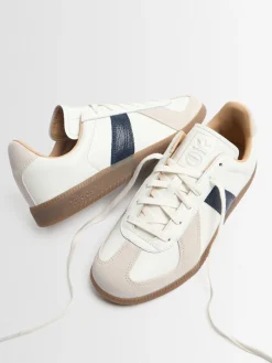 BW Army sneakers