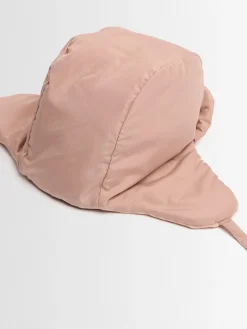 Cappello in poly imbottito con lacci