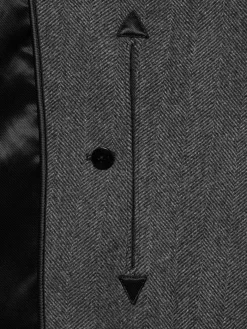 Cappotto doppiopetto in lana spigata
