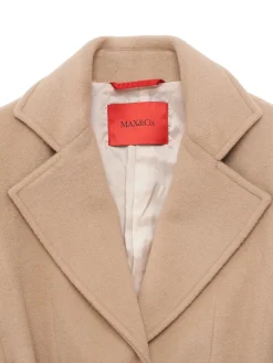Cappotto in lana con cintura