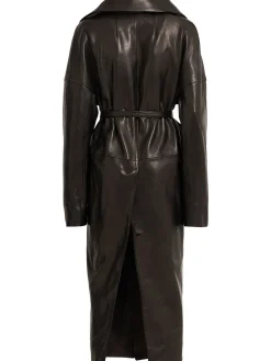 Cappotto in pelle con cintura e colletto alto