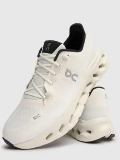 Cloudtilt sneakers