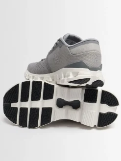 Cloud X 4 sneakers