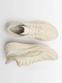 Deviate Nitro 4 sneakers