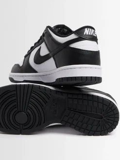 Dunk Low sneakers