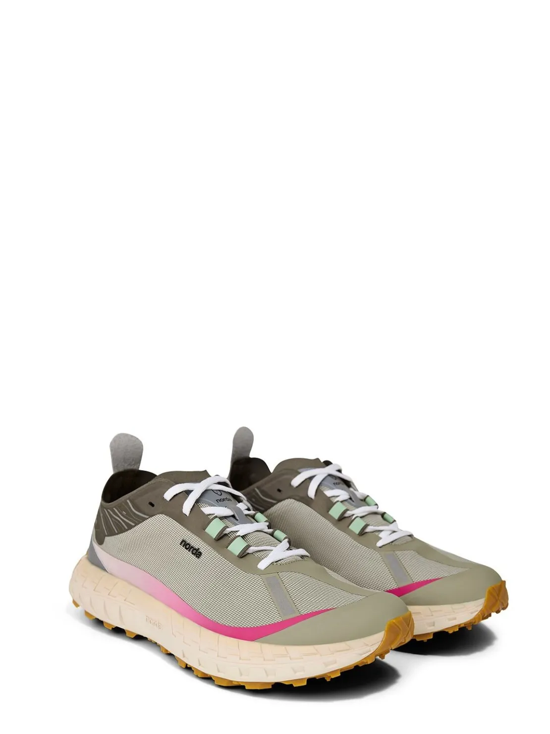 001 Dyneema trail running sneakers