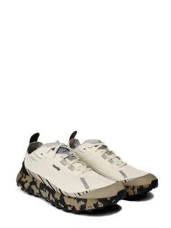 001 Dyneema trail running sneakers