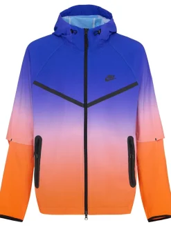 Giacca con zip e cappuccio