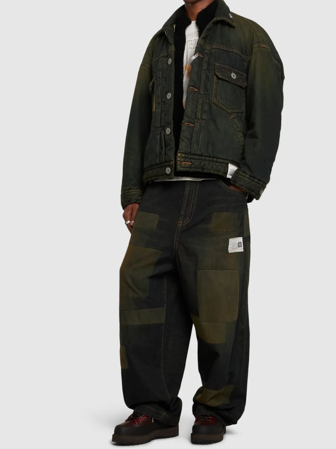 Jeans larghi in denim patchwork