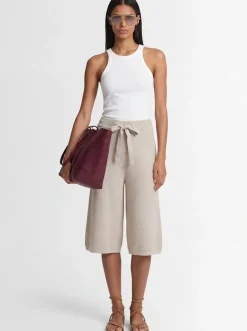 Knitted Bermuda shorts