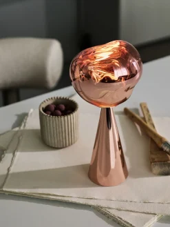 Lampada da tavolo portatile LED Melt rame