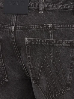 Layered baggy jeans
