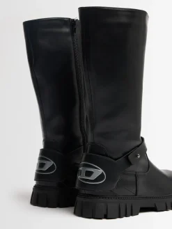 Leather & synthetic boots