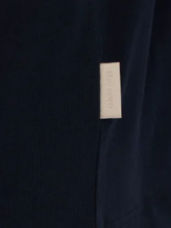 Lightweight t-shirt
