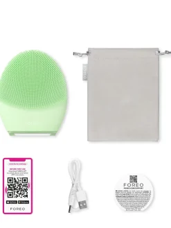 Luna 4 face cleansing device
