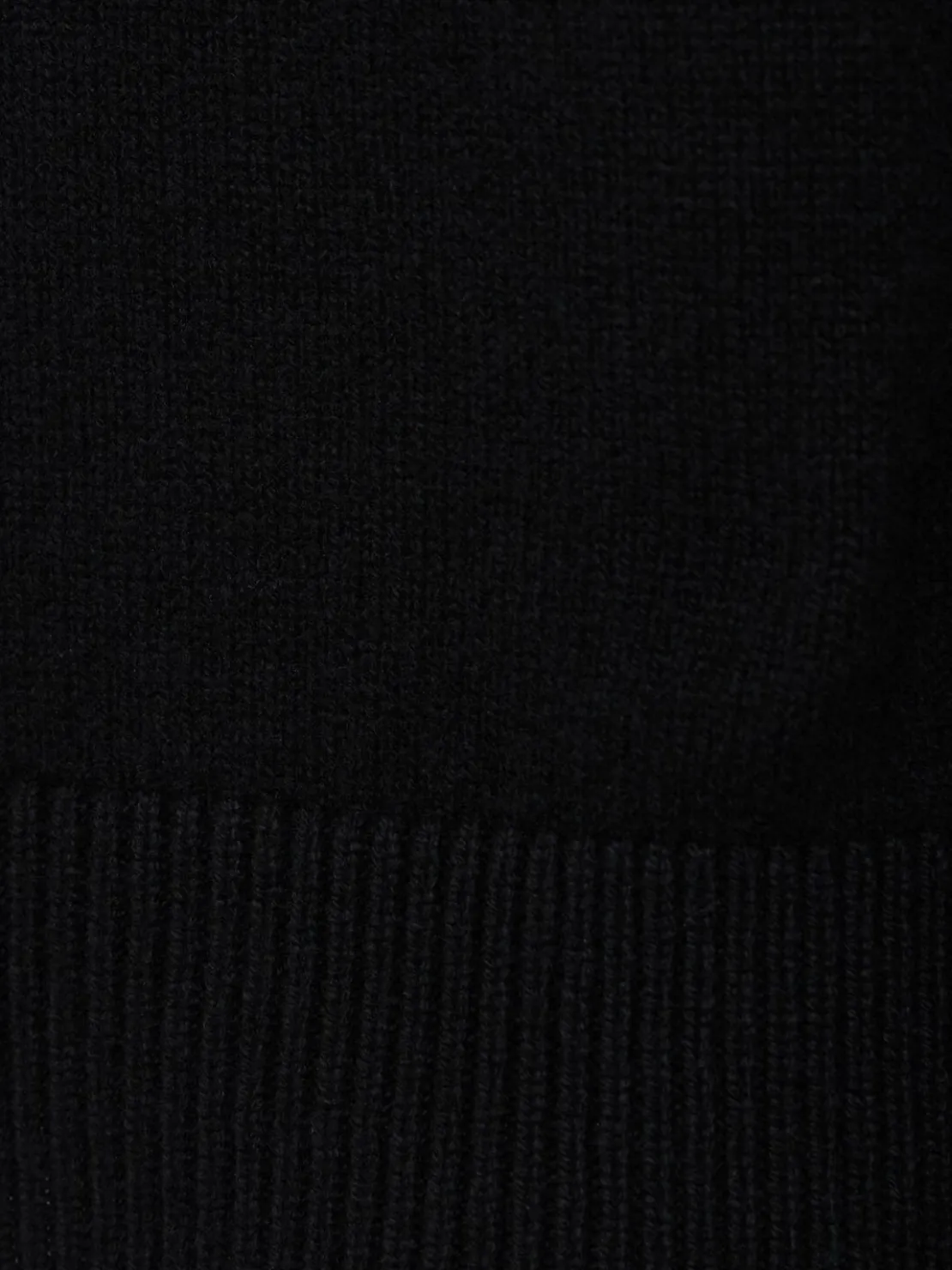 Maglia a collo alto in lana