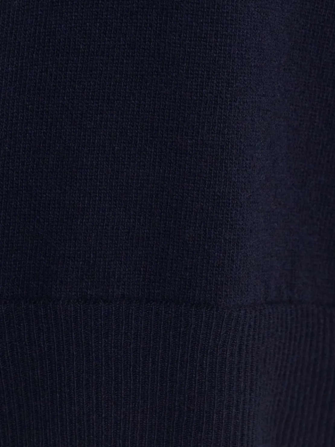 Maglia Evelyn in lana con scollo a V