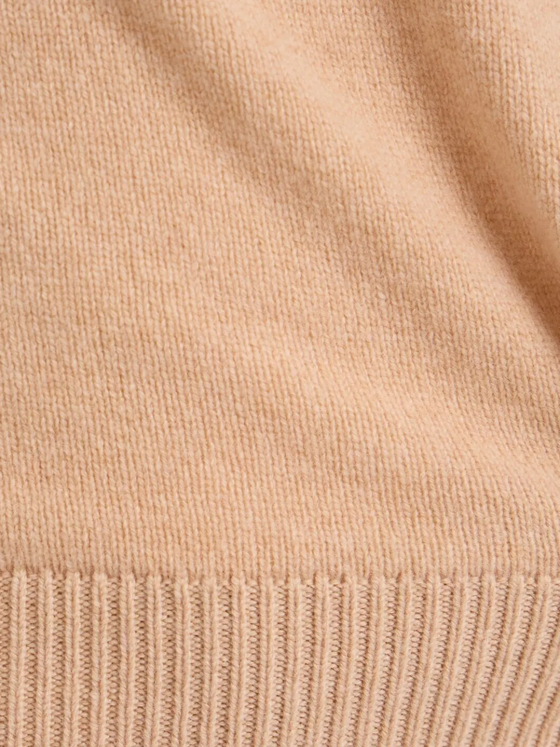 Maglia girocollo in lana