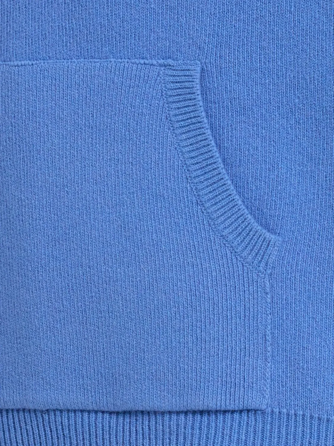 Maglia in misto lana con cappuccio