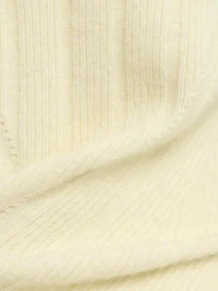 Maglia in misto lana con collo alto