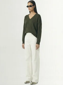 Maglia Zefiro in eco-cashmere con scollo a V