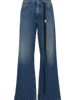 Modest 5-pocket relaxed bootcut jeans