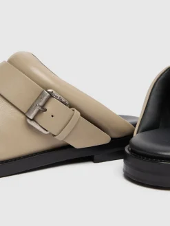 Mules in pelle con fibbie 20mm