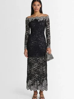 Off-the-shoulder long dress