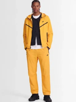 Pantaloni in techno