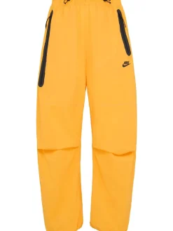 Pantaloni in techno