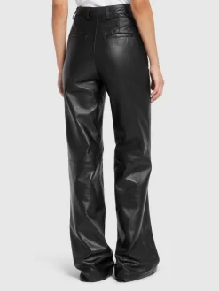 Pantaloni svasati in pelle