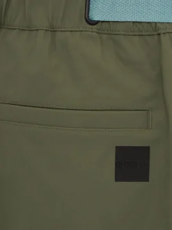 Reve tech Bermuda shorts