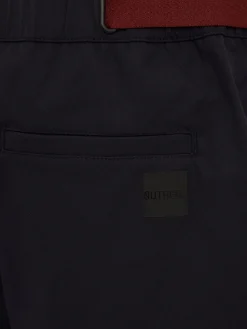 Reve tech Bermuda shorts