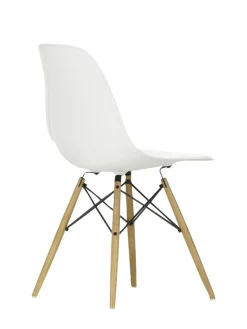 Sedia Eames in plastica