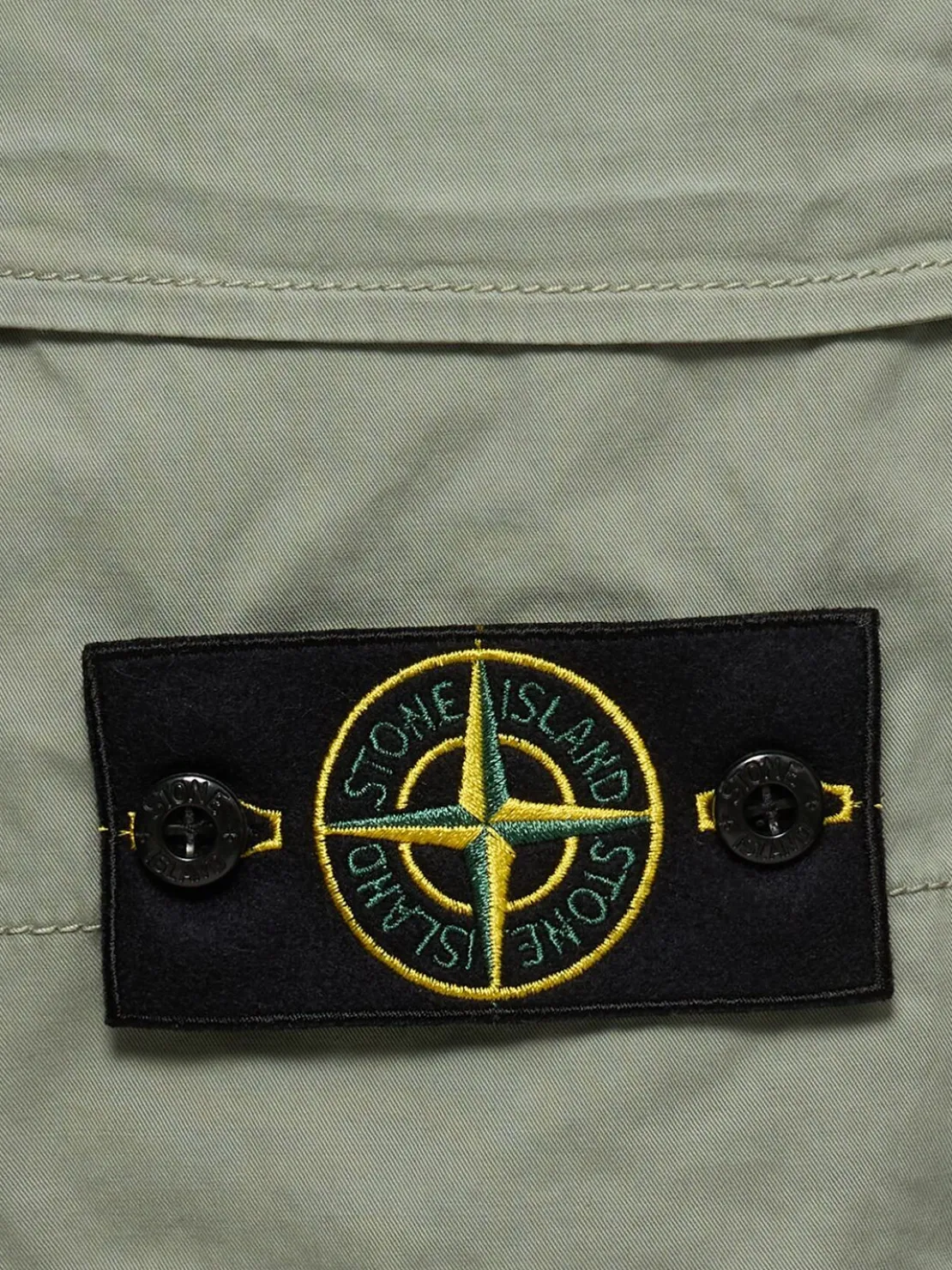 Shorts in cotone stretch con patch logo