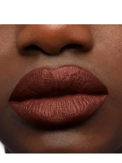 Silky Satin Lipstick On The Go