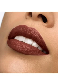 Silky Satin Lipstick On The Go