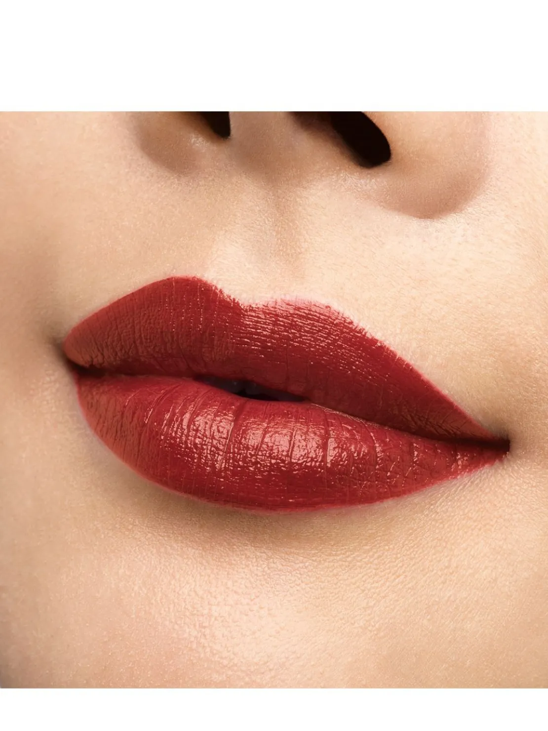 Silky Satin Lipstick On The Go