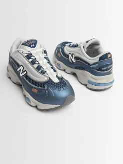 Sneakers 1000