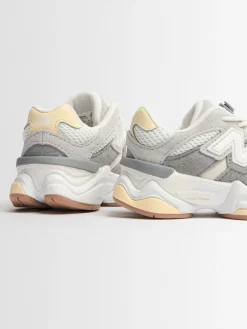 Sneakers 9060