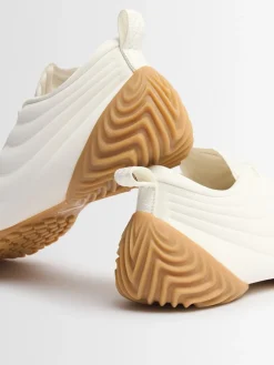 Sneakers Astra Ultra