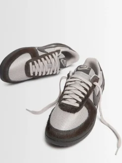 Sneakers Field General