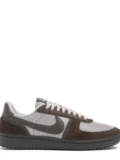 Sneakers Field General