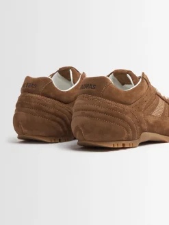 Sneakers in camoscio