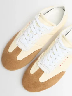 Sneakers in nylon