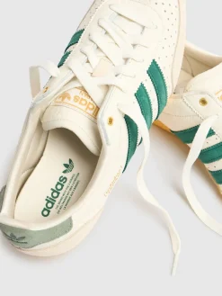 Sneakers Japan